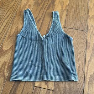 Ribbed crop top